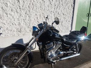 SUZUKI 1400 INTRUDER