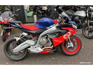 MOTO APRILIA RS 660