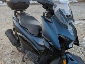 A VENDRE SCOOTER ZONTES 310M