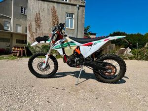 KTM KTM EXC 450 SIX DAYS NUR 1500 KM STRAßENZULASSUNG TÜV NEU