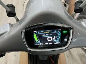 PIAGGIO PRIMAVERA VESPA ELETTRICA 70 KMH E5 ARGENTO