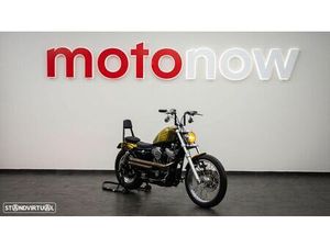 HARLEY-DAVIDSON SPORTSTER 883