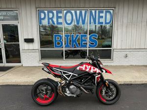 2023 DUCATI HYPERMOTARD 950