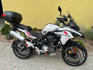 BENELLI TRK 502 X