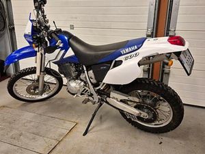 YAMAHA TT 600
