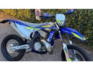 300 SE FACTORY (2023)