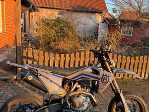 HUSQVARNA FE 450 HERITAGE 2023 SUPERMOTO