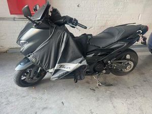 ② TMAX 560 TECH MAX 2020 MET 36.000 KM
