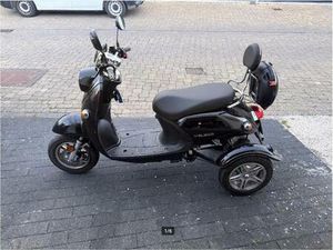 ② CYCLOMOTEUR ÉLECTRIQUE VELECO ZT-63