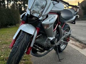 ② KAWASAKI ER6 N EN SUPERBE ÉTAT.