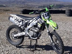 KAWASAKI KX →