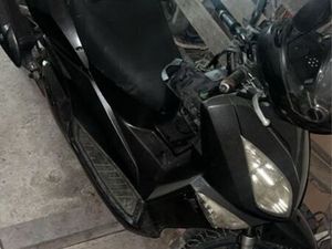 TROCO ESSA MOTA OU VENDO PARA PECAS CASCAIS E ESTORIL