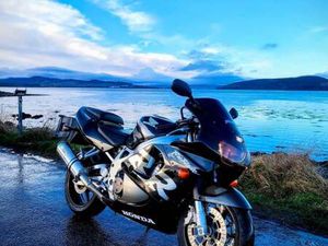 HONDA, CBR, 1999, 918 (CC)