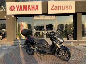 YAMAHA X-MAX 125