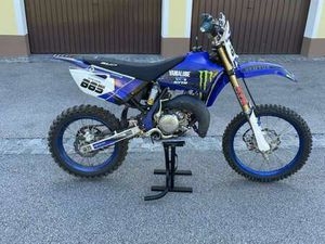 YAMAHA YZ 85