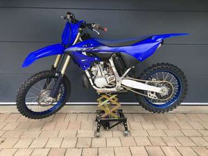 YZ250 LC