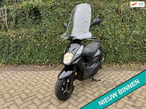 SYM ORBIT 2 SCOOTER WINDSCHERM HOOG BETAAL MET IN3 — SCOOTERS | SYM — MARKTPLAATS