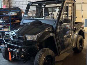 KYMCO UXV 700 TURF MXU GATOR