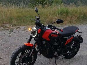 DUCATI SCRAMBLER ROSSO