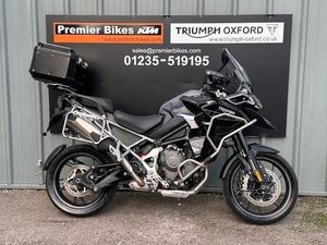 STUNNING ONE OWNER 2022/22 TRIUMPH TIGER 1200 GT EXPLORER MOTORCYCLE