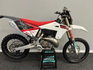 FANTIC XXE300 2024 ROAD REGISTERED YZ EXC - DIRT WHEELZ UK 01633 497007