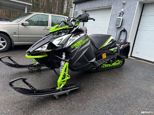 8000 CROSS COUNTRY 137