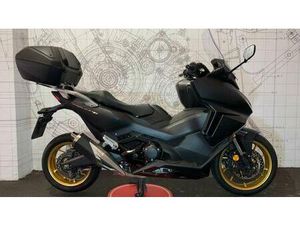 VENDO HONDA FORZA 750 DCT URBAN (2021 - 24) USATA A ROMA (CODICE 9919468) - MOTO.IT