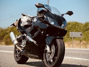 HONDA CBR 600 F4I (TROCA) QUINTA DO CONDE