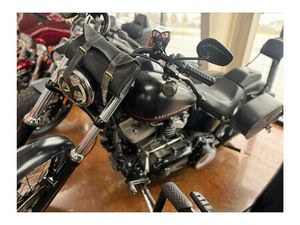 2013 HARLEY-DAVIDSON® FXS BLACKLINE®