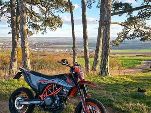 KTM 690 SMCR