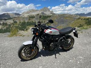 XSR 700 XTRIBUTE 48 CV