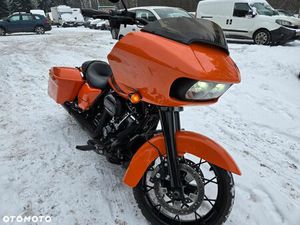 HARLEY-DAVIDSON TOURING ROAD GLIDE