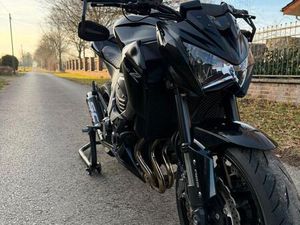 KAWASAKI Z800 ABS BLACK EDITION - TOP GEPFLEGT