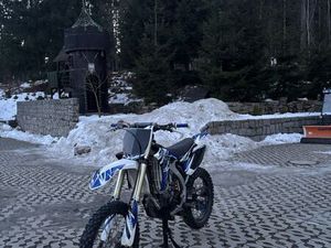 SPRZEDAM YAMAHĘ YZ250F BIALKA