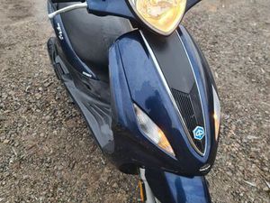 PIAGGIO FLY 50 4T LIPSKO