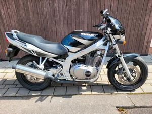 SUZUKI GS 500
