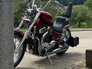 SUZUKI VS 1400 INTRUDER CUSTOM - UMGEBAUT THUNDERBIKE