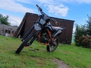 CROSS DEFENDER 150 KARMINEK