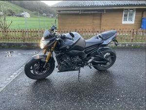 YAMAHA FZ8 ABS