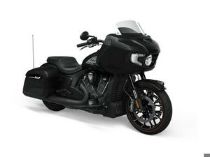 2021 INDIAN CHALLENGER DARK HORSE THUNDER BLACK SMOKE