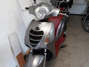 ROLLER HONDA 125I CM SEHR GUTER ZUSTAND 1400,-EURO