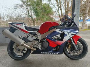HONDA CBR 900RR FIREBLADE