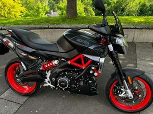 900 INKL +NAVI+AKRAPOVIC+ROTE FELGEN