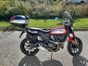 SCRAMBLER 800
