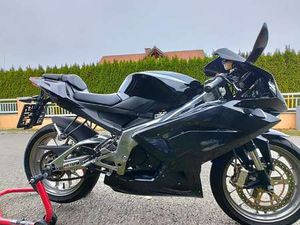 APRILIA RS 125 LEICHTMOTORRAD 2 TAKT
