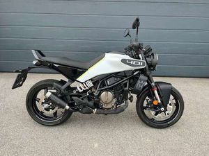 - NEUES MODELL - MIT REMUS SPORTAUSPUFF