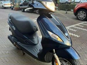 PIAGGIO NEW FLY — SCOOTERS | PIAGGIO — MARKTPLAATS