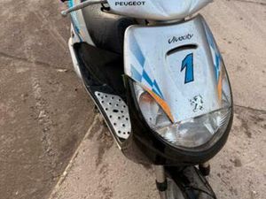 PEUGEOT VIVACITY 50CC SNEL BLAUWE PLAAT — SCOOTERS | PEUGEOT — MARKTPLAATS