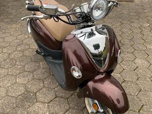 LUXOR CRUISER 125 BAUJAHR 2023 NUR 717KM GELAUFEN RETRO ROLLER