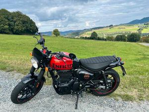 ROYAL ENFIELD HUNTER 350